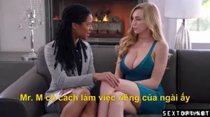 Chồng nhìn vợ châu Á nóng bỏng của mình bị bạn gái làm tình